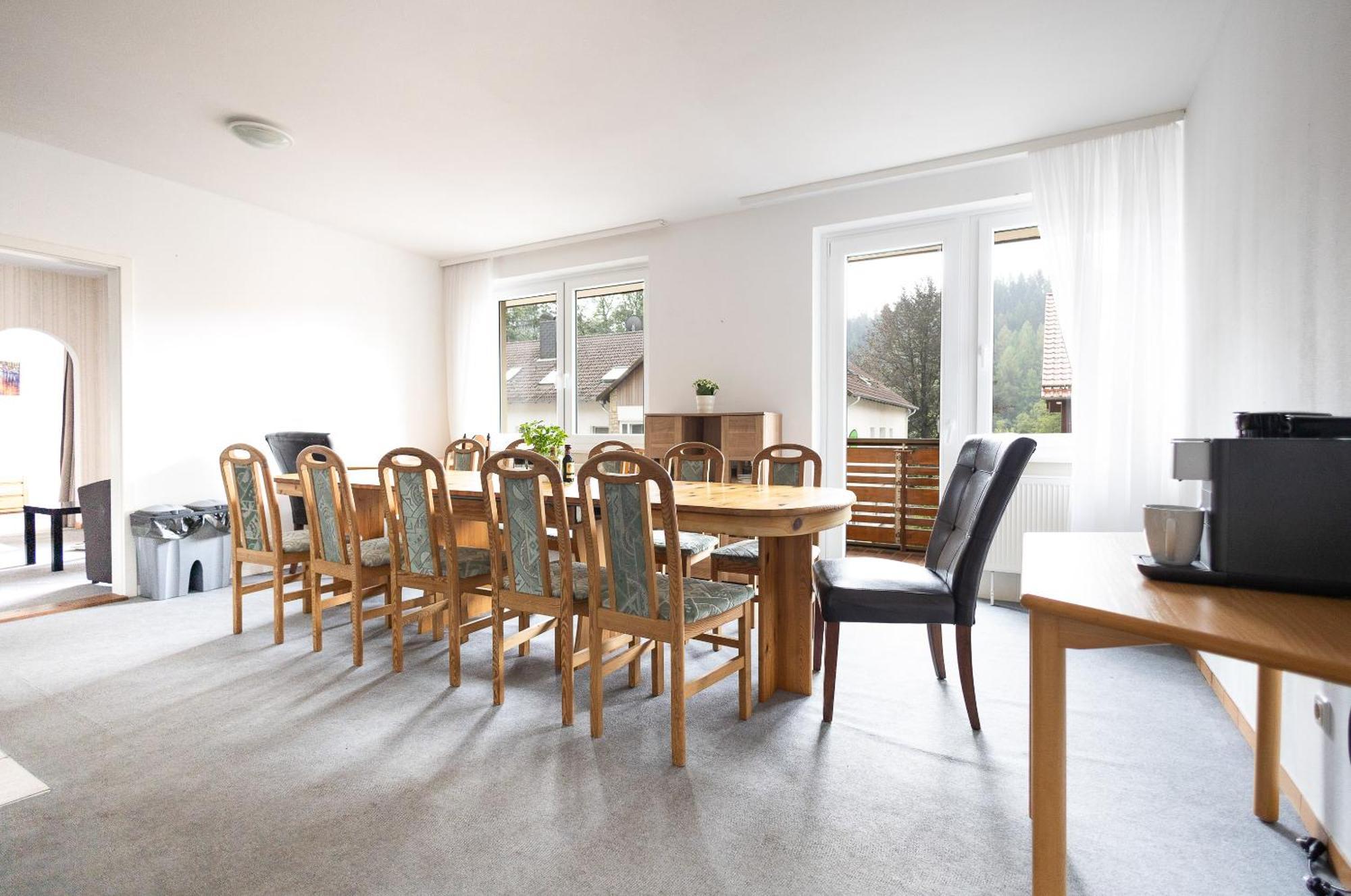 Apartmenthaus Am Waldrand- Kueche - Fruehstueck - Balkon Wildemann Zewnętrze zdjęcie