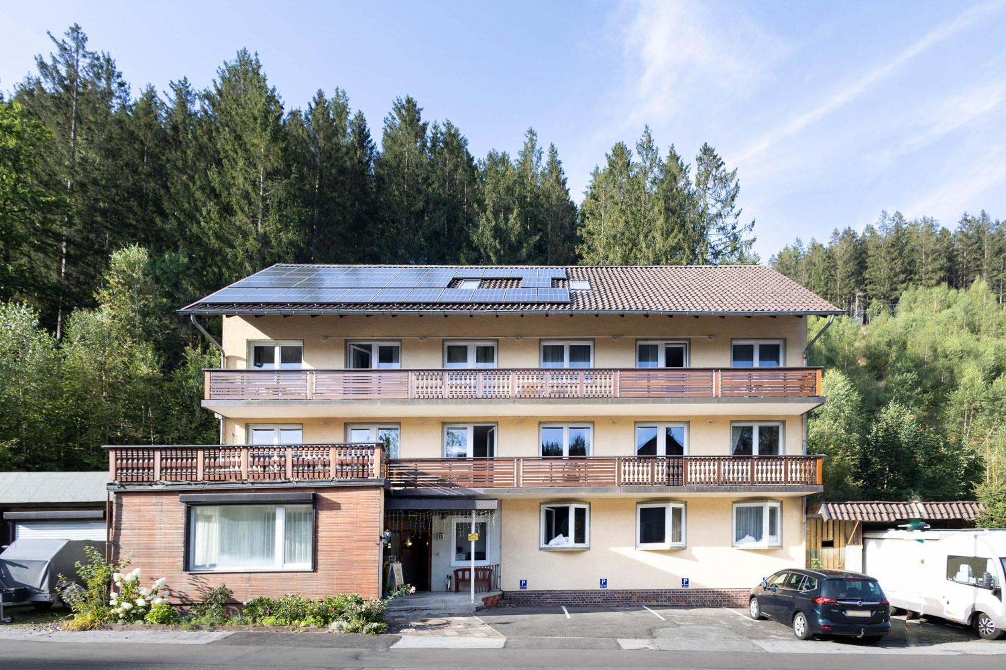 Apartmenthaus Am Waldrand- Kueche - Fruehstueck - Balkon Wildemann Zewnętrze zdjęcie
